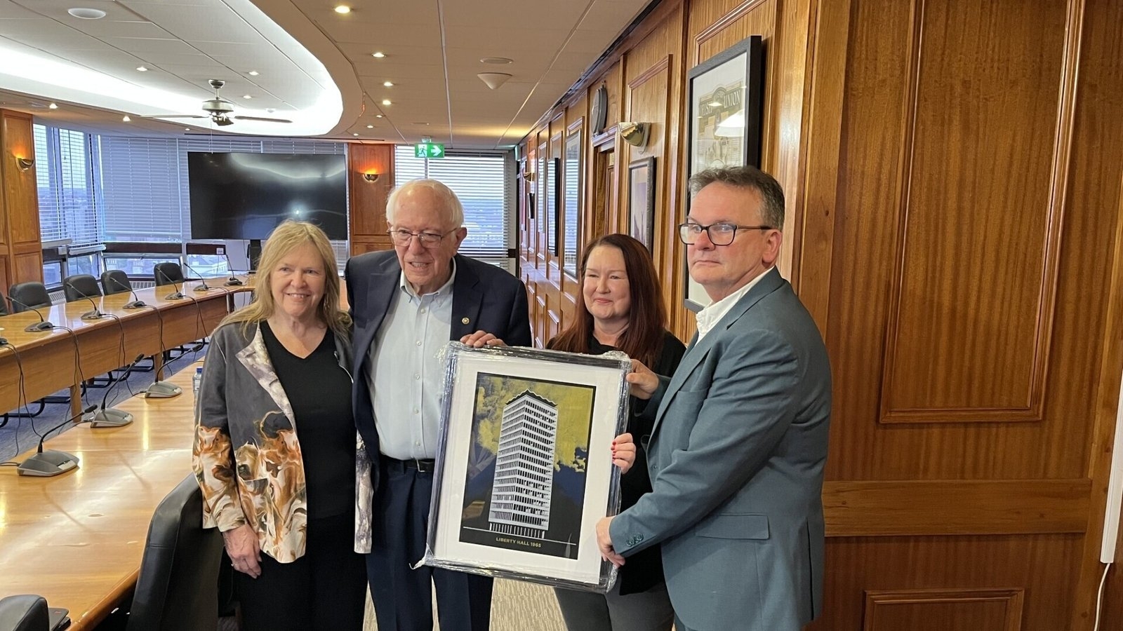 Sanders to unveil 'Johnny I hardly knew ye' plaque in Athy