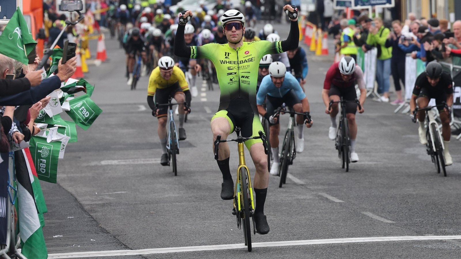 Second stage win in Rás Tailteann for Tim Shoreman; Odhrán Doogan retains yellow jersey
