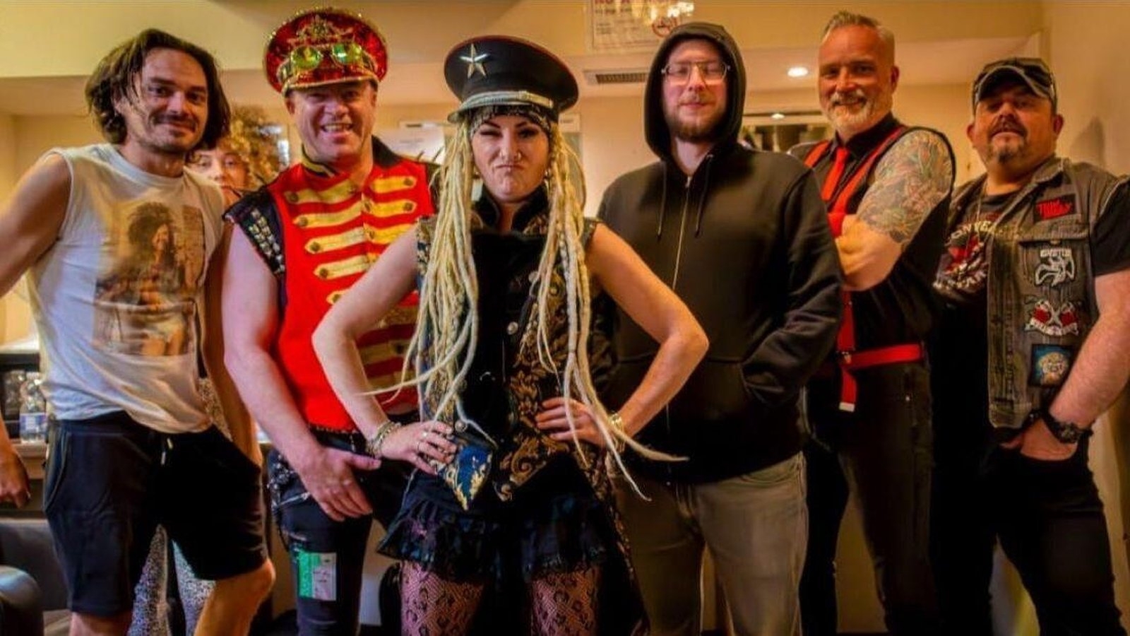 Behind the music - Aoife Destruction and the Nilz