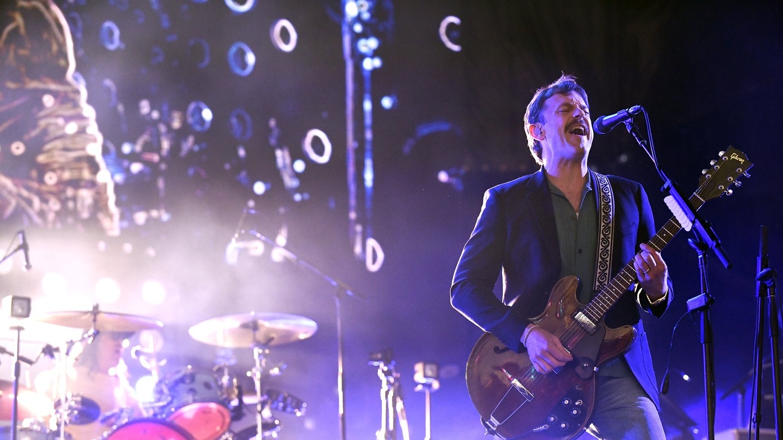 'Freak accident' cancels Kings Of Leon UK shows