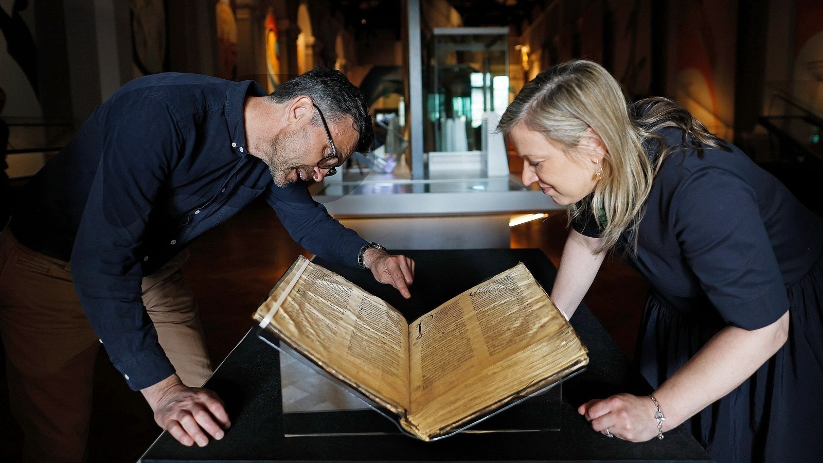 'World first' exhibition shows medieval Ireland's connection to Europe