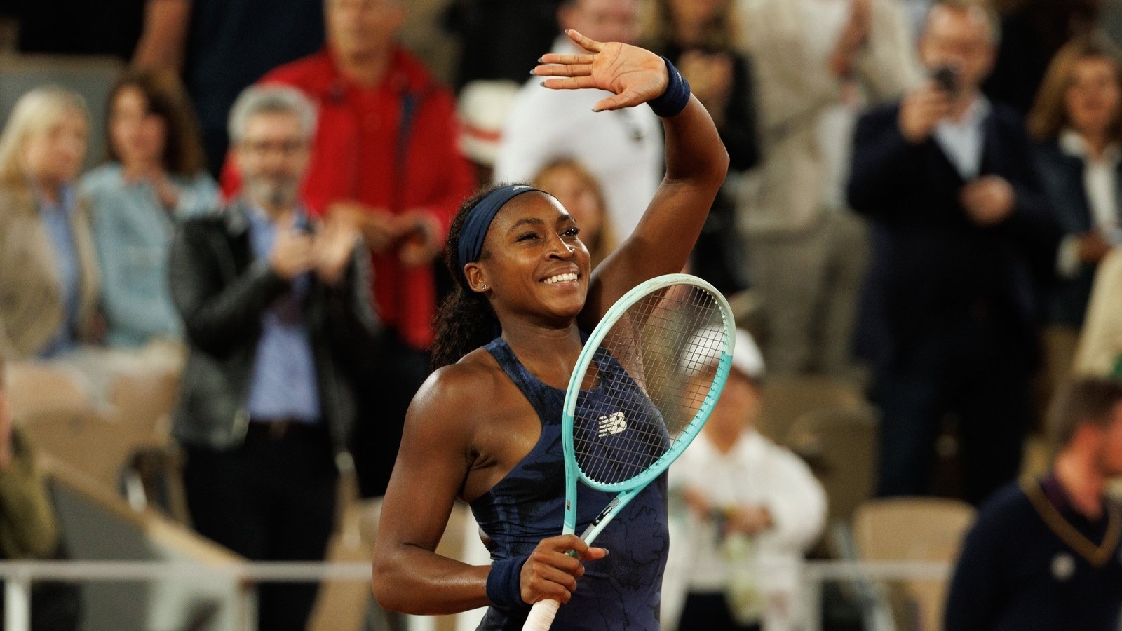 Coco Gauff crushes Lois Boisson to reach French Open final