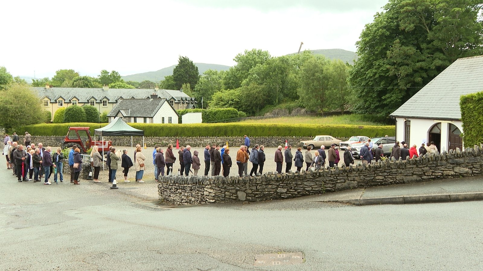 Crowds turn out in Kenmare to pay respects to Gaine family