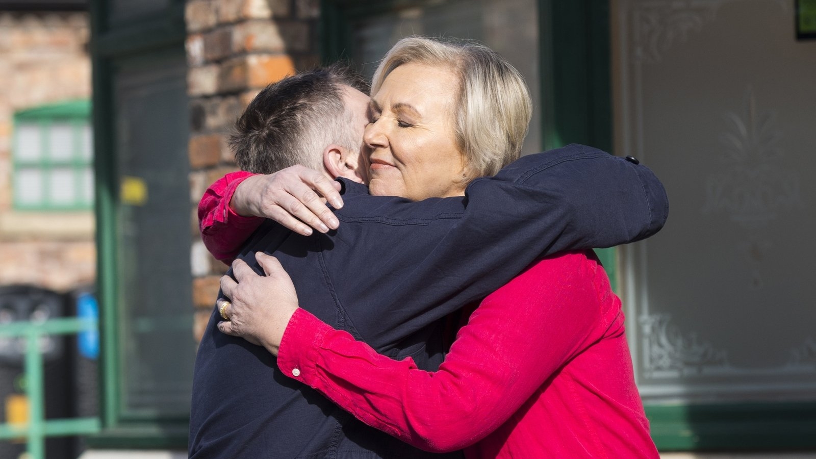 Sue Cleaver reflects on '25 years of laughs, tears, costumes, chaos - and one unforgettable journey' after Corrie exit