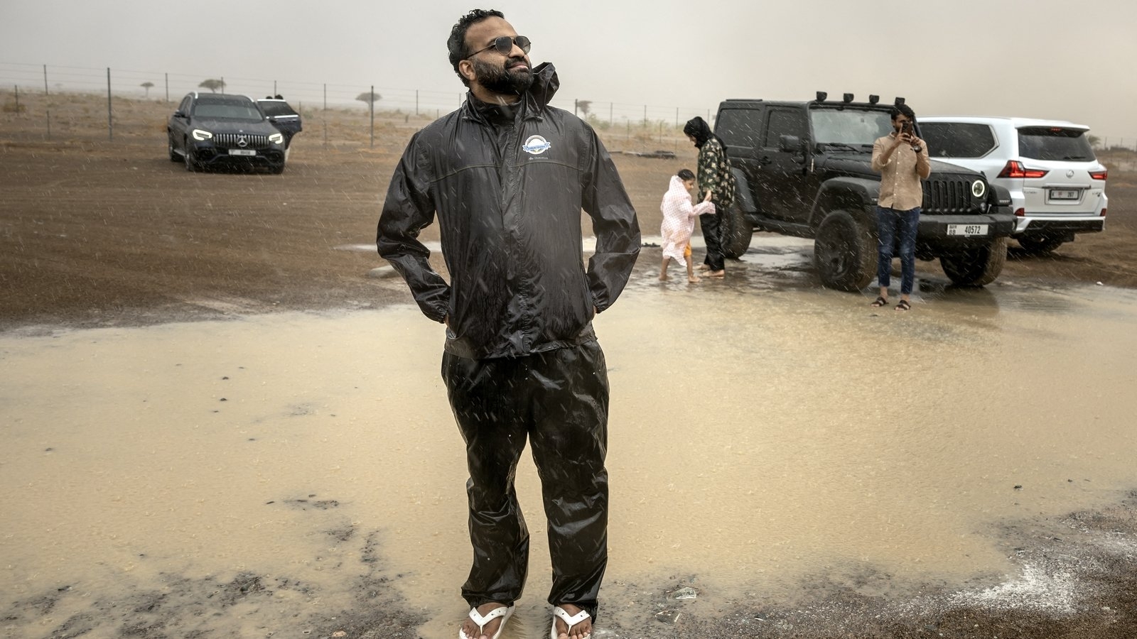 Monsoon-loving Indian expats chase rain in UAE desert