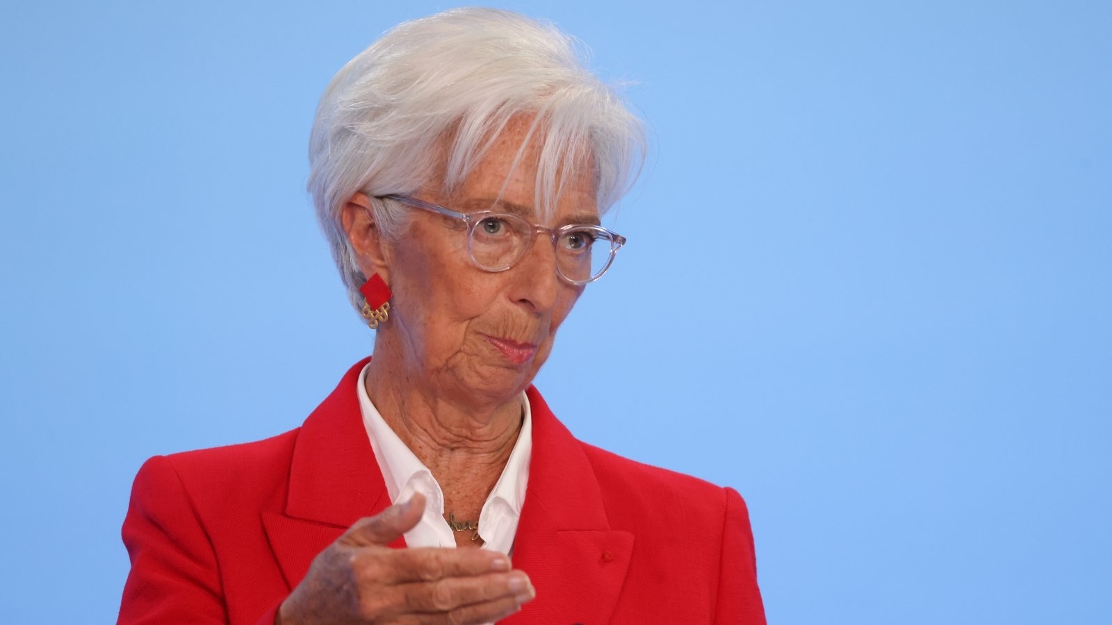 ECB's Lagarde slams 'coercive trade policies' in Beijing visit