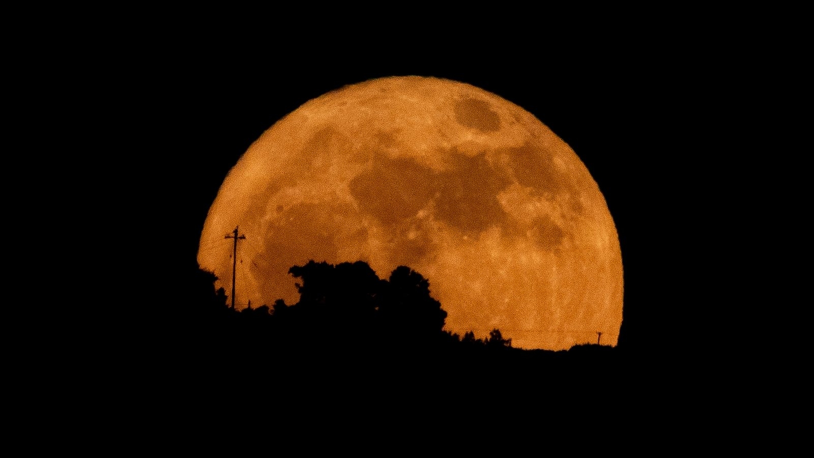 Strawberry moon set to be visible across Irish skies
