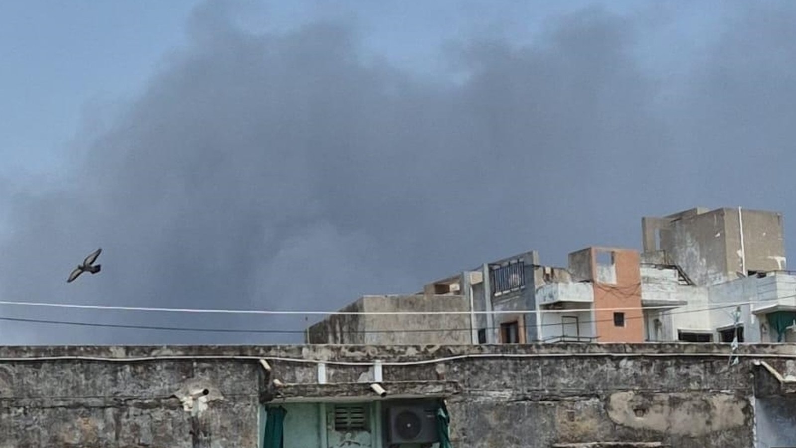 Breaking Passenger plane crashes in India, 242 people on board