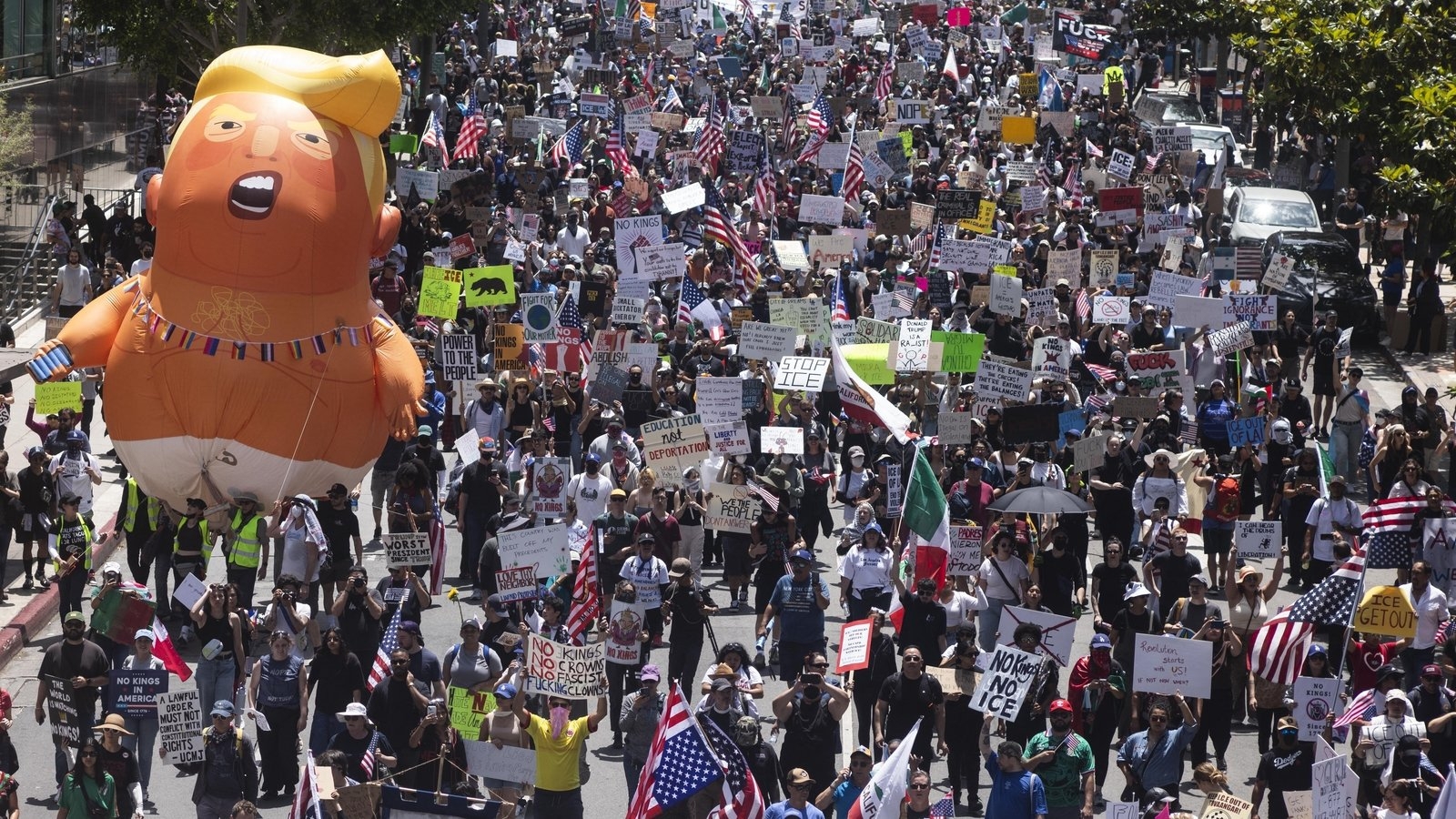 Waves of protesters flooded US streets against 'king' Trump
