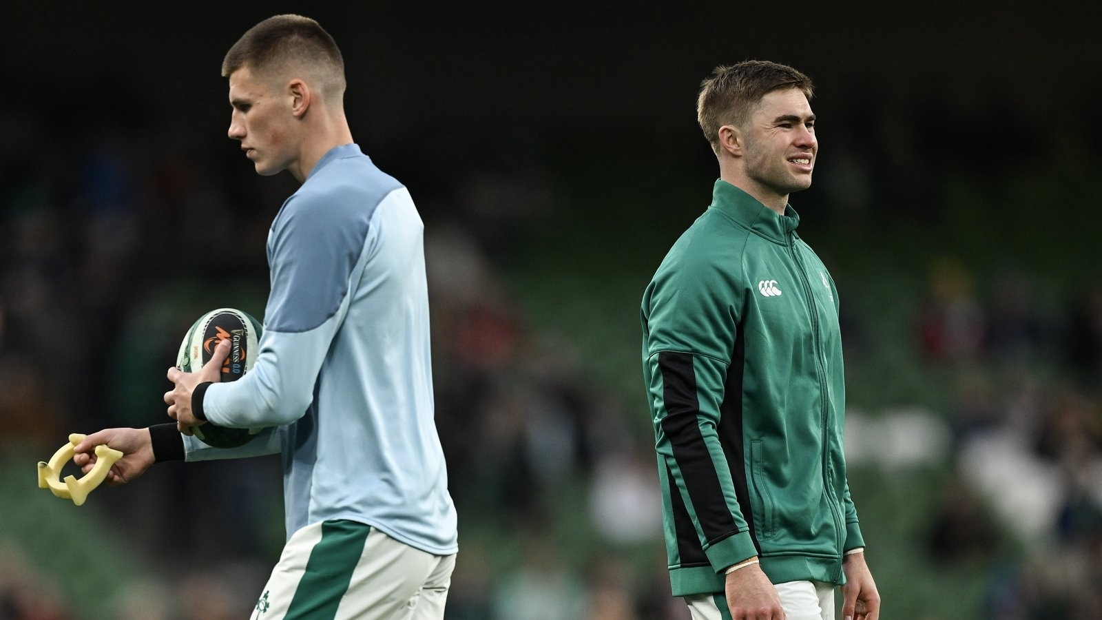 'Delete social media' - Johnny Sexton's advice to Sam Prendergast and Jack Crowley