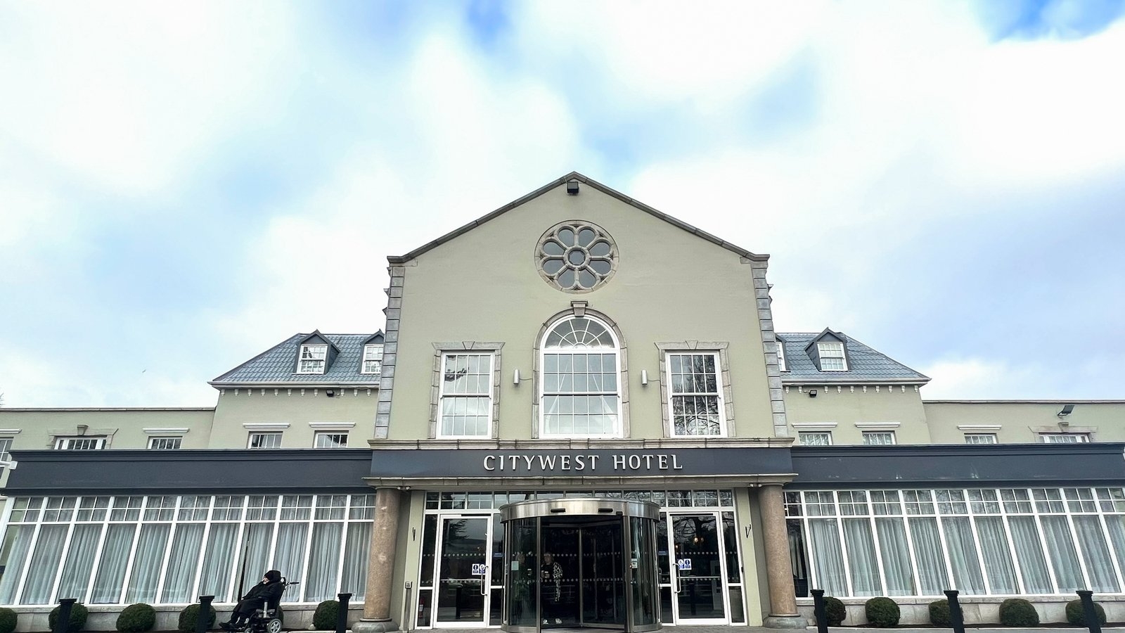 Govt agrees €148m purchase of Citywest Hotel and campus