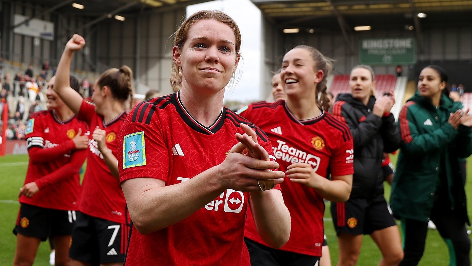 Ireland defender Aoife Mannion makes Manchester United exit