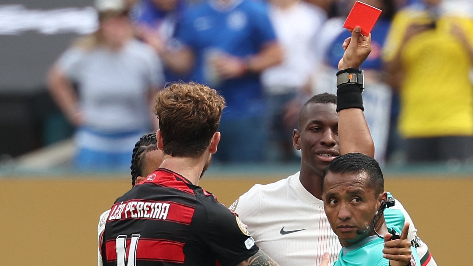 Nicolas Jackson sent off as Chelsea implode against Flamengo