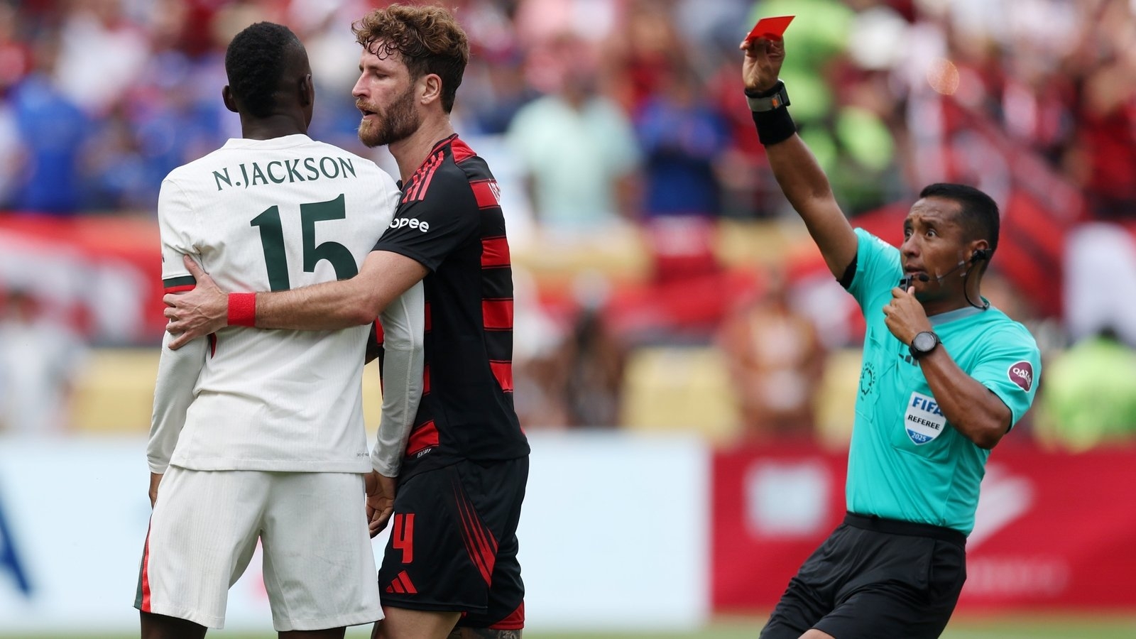 Jackson red card costs Chelsea, while Bayern win big