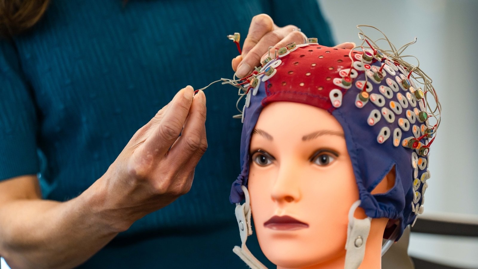 DCU researchers work on wearable sensors for stroke patients