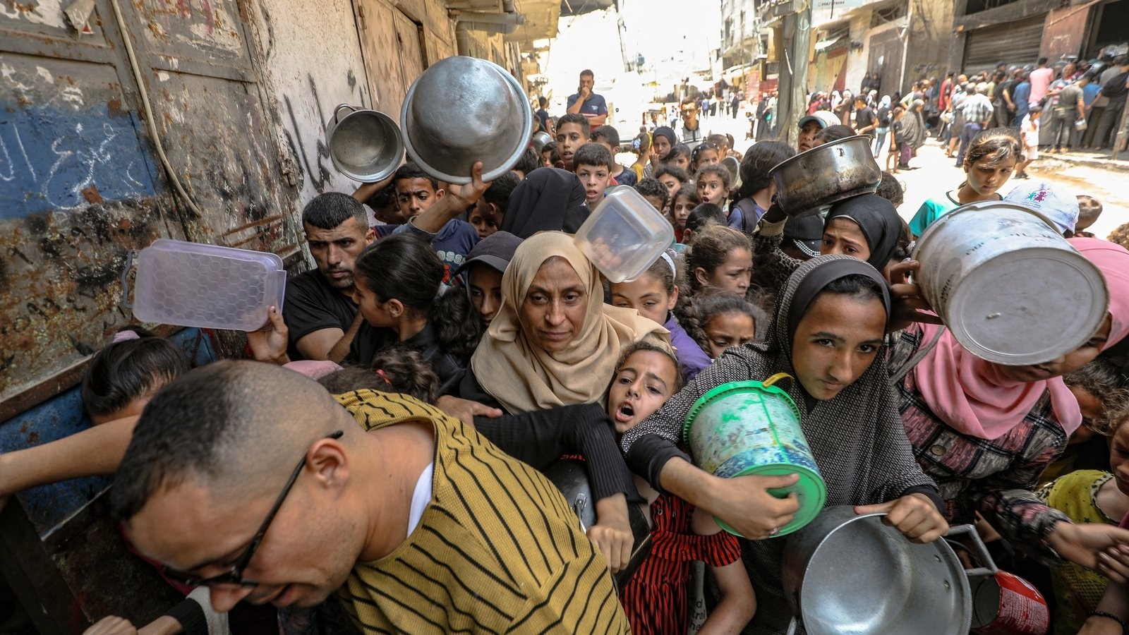 UN condemns 'weaponisation of food' in Gaza