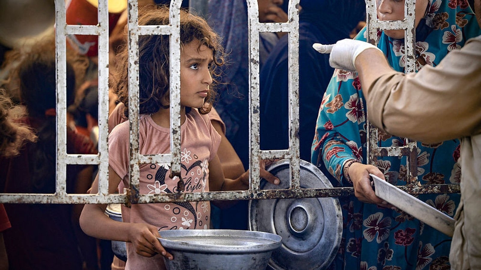 Children in Gaza dying of thirst after trucks carrying water blocked