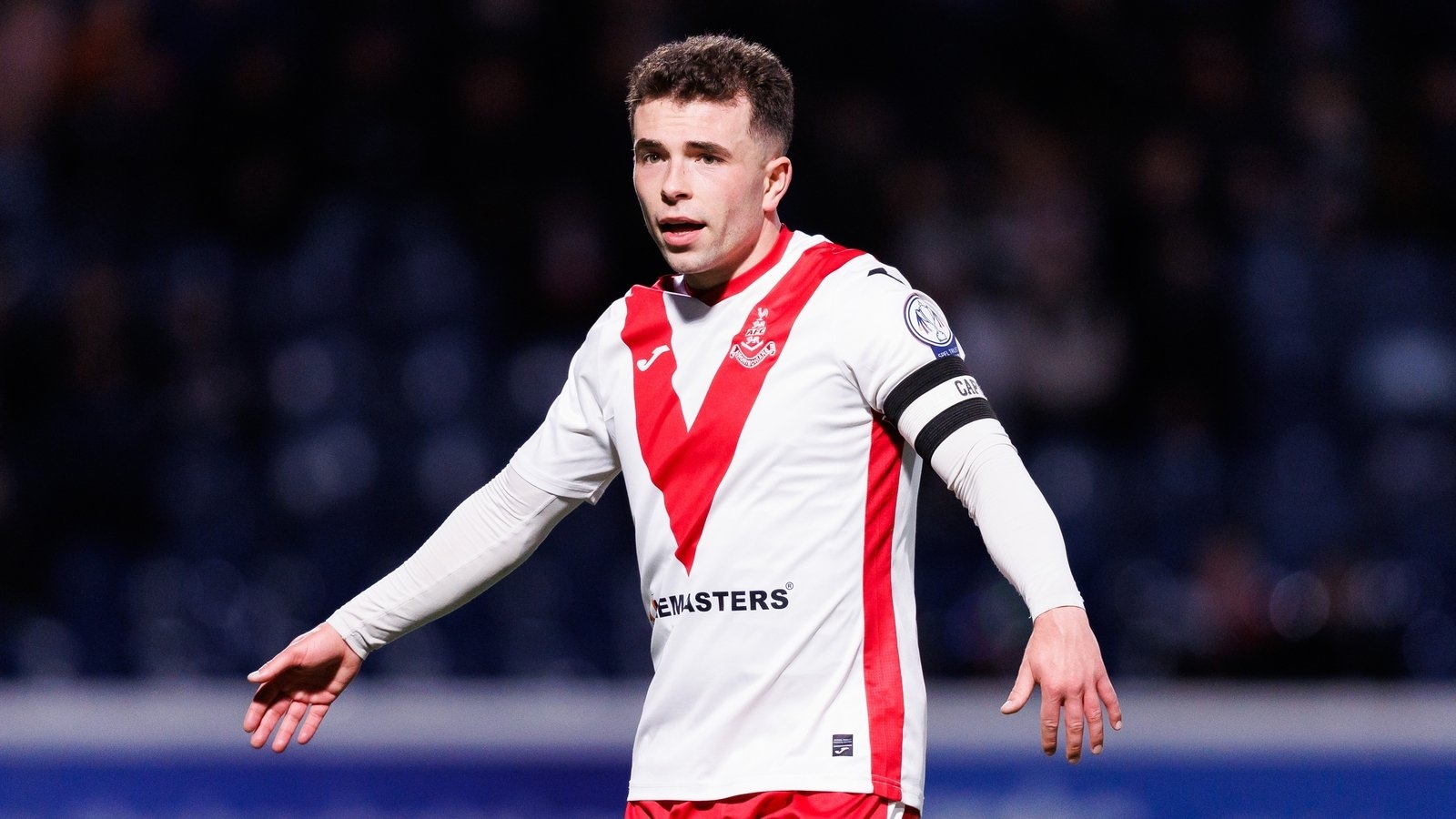 Derry City bring in Adam Frizzell as Dom Thomas moves on