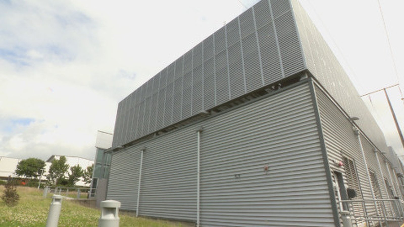 Inside a data centre: Fourth Class students receive tour