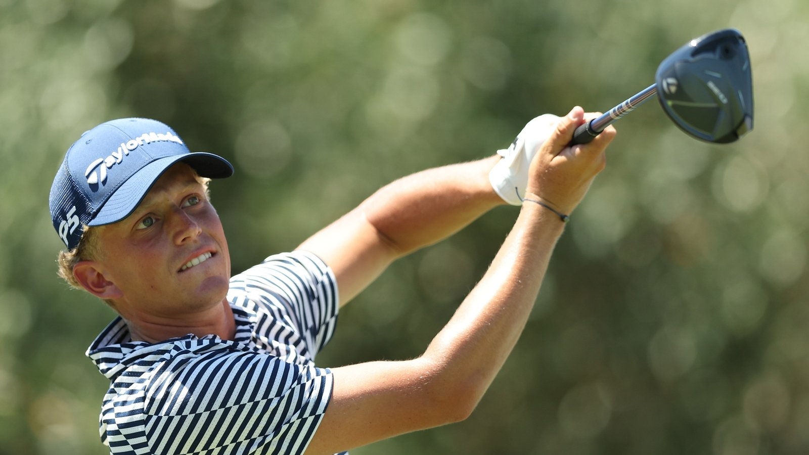 Martin Couvra battles through heat to seize Italian Open lead