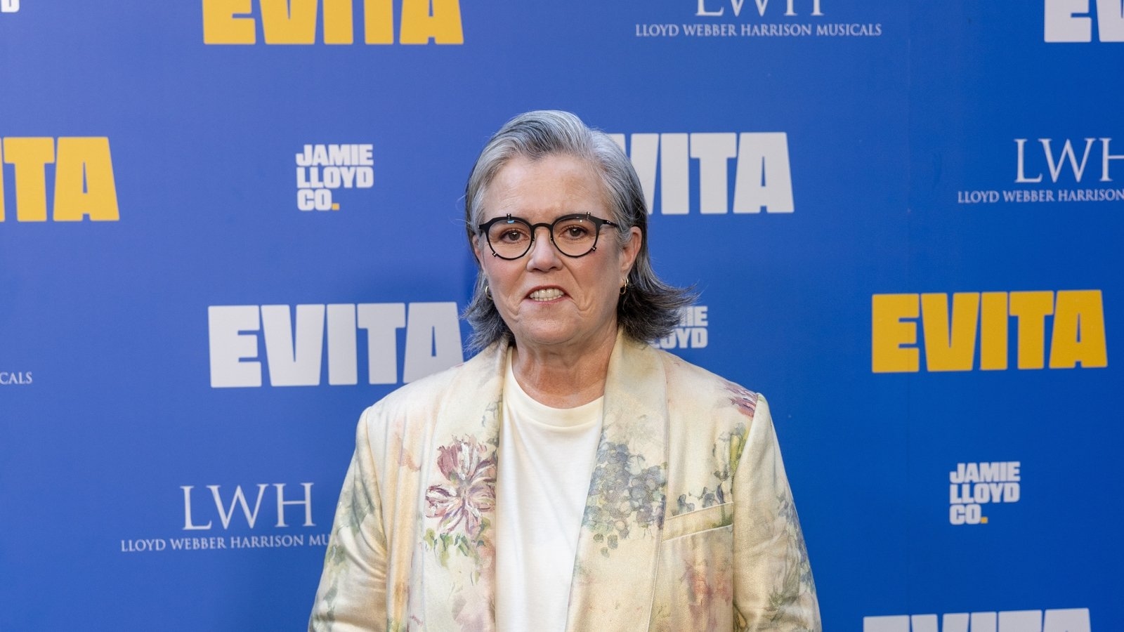 Rosie O'Donnell saves choking woman at Dublin restaurant