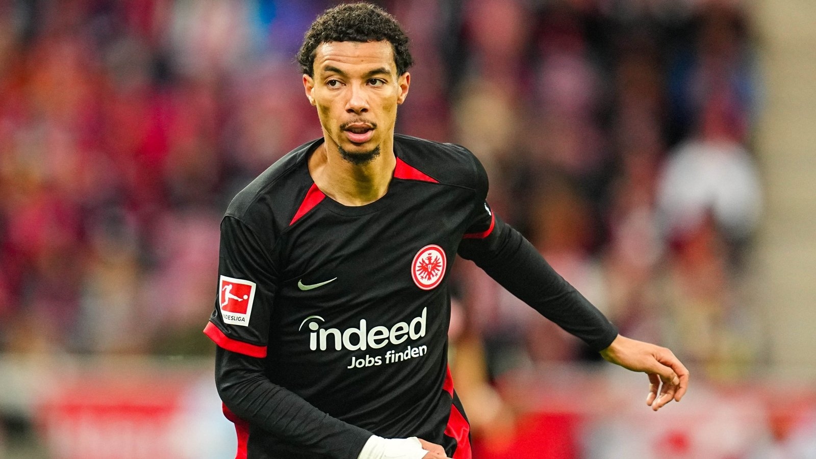 Transfers: Liverpool agree deal for Eintracht Frankfurt striker Hugo Ekitike