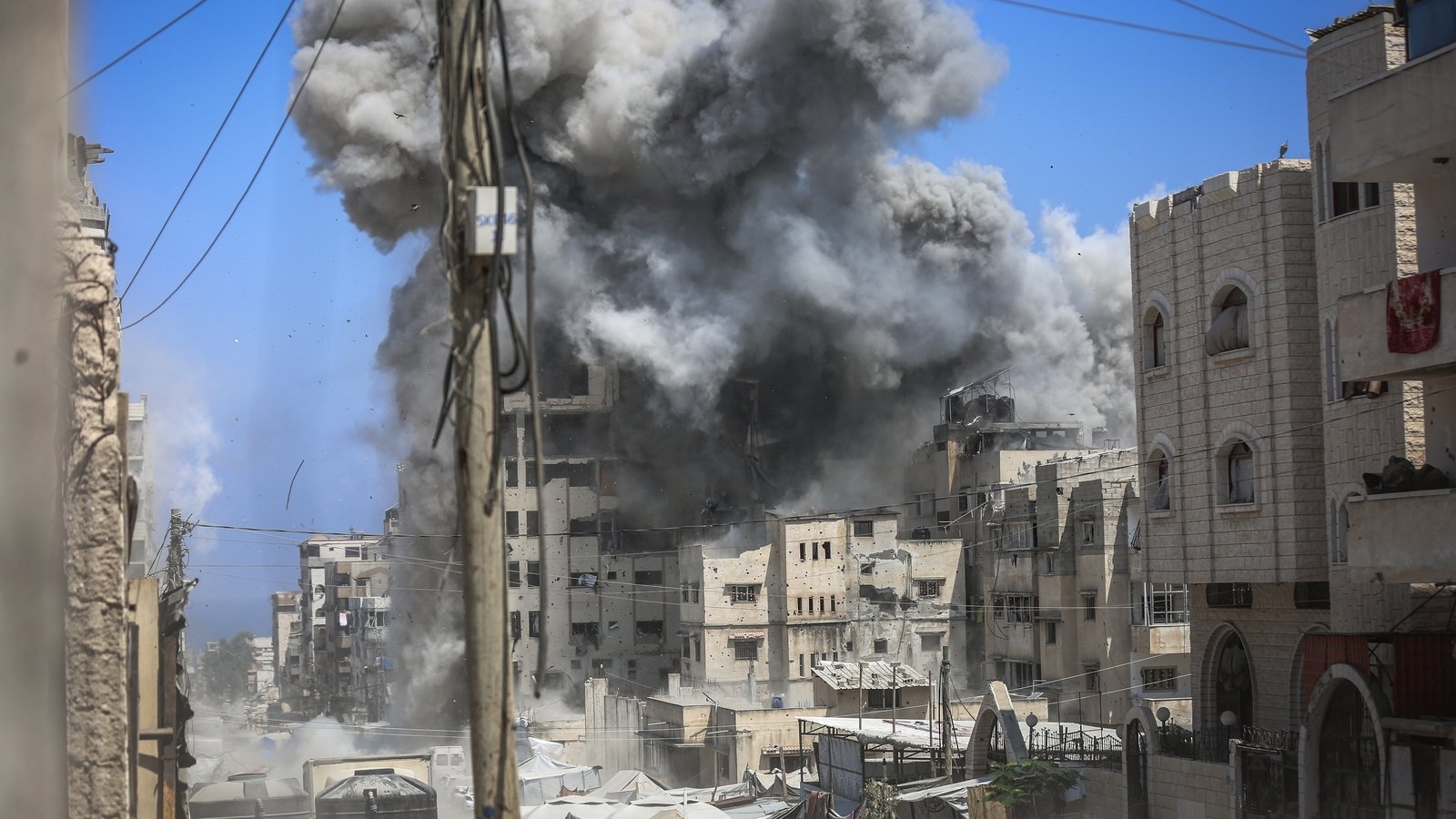 Foreign ministers condemn 'inhumane killing of civilians' in Gaza
