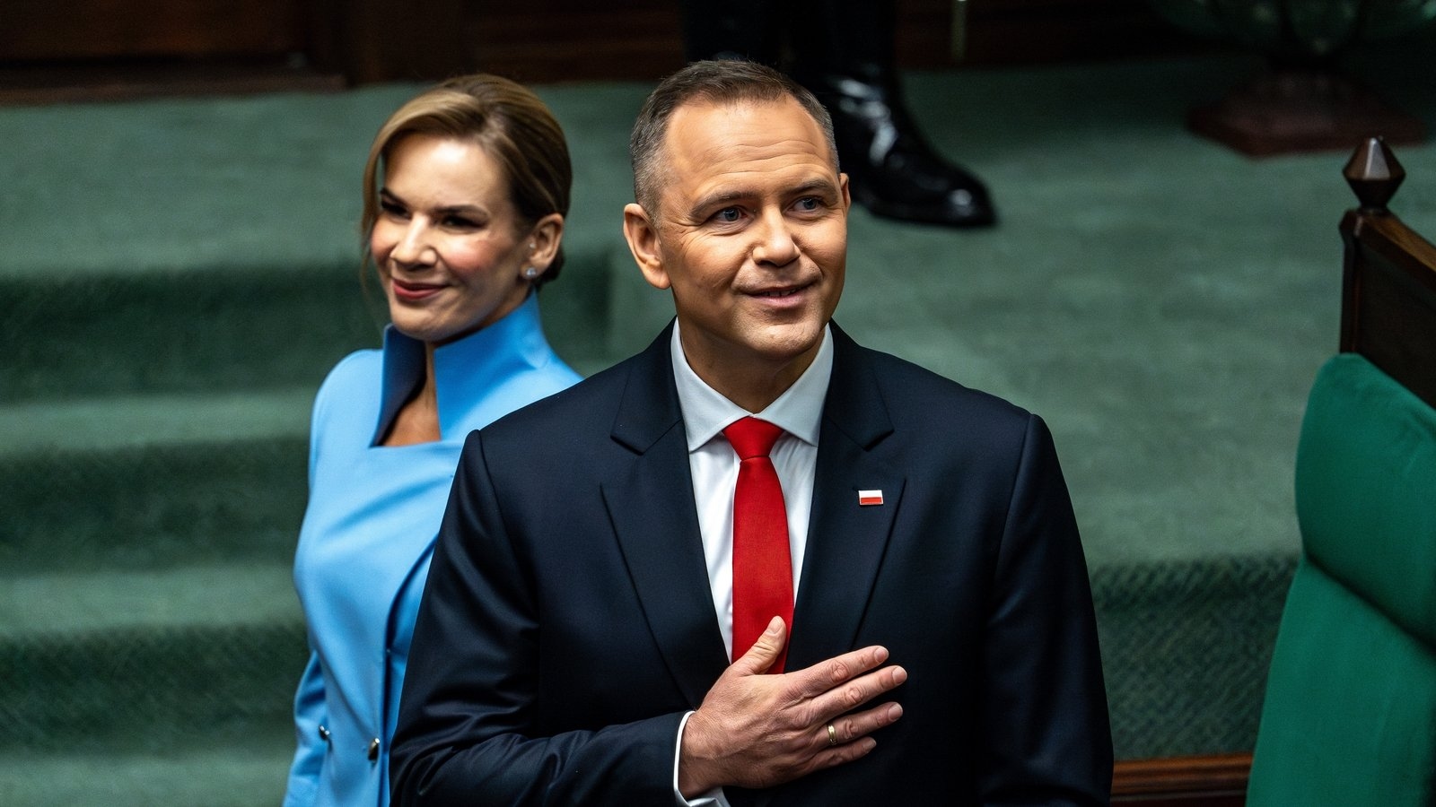 Poland's new president sticks to nationalist script