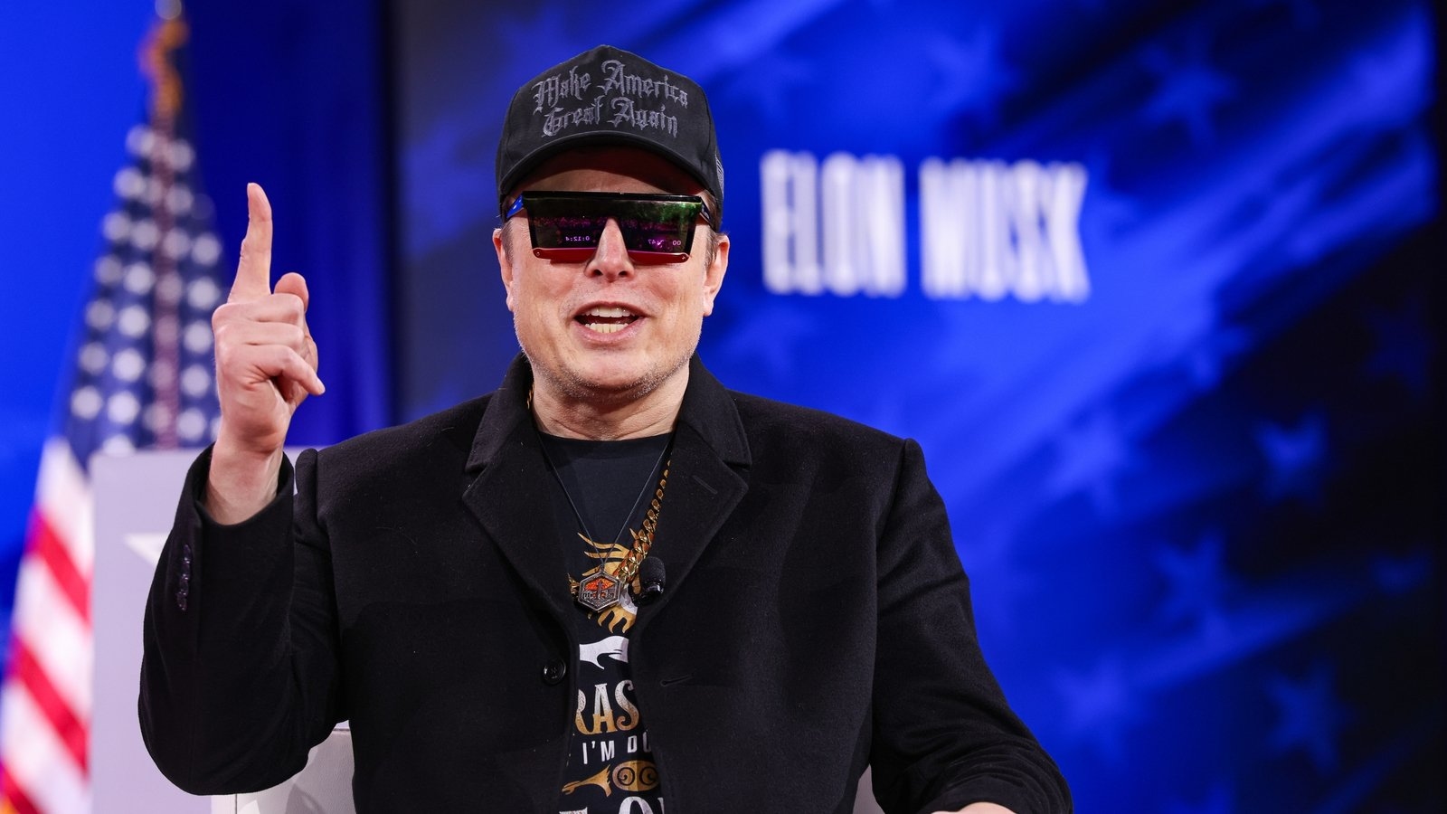 Musk calls Altman a 'liar', threatens to sue Apple