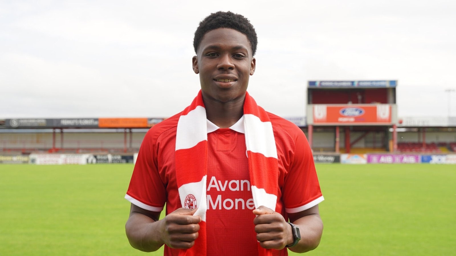 Sligo Rovers sign former Ipswich defender Edwin Agbaje