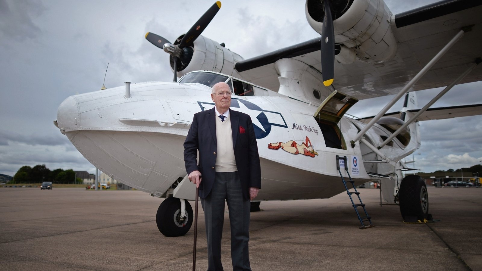 Last surviving WWII Victoria Cross recipient dies aged 105