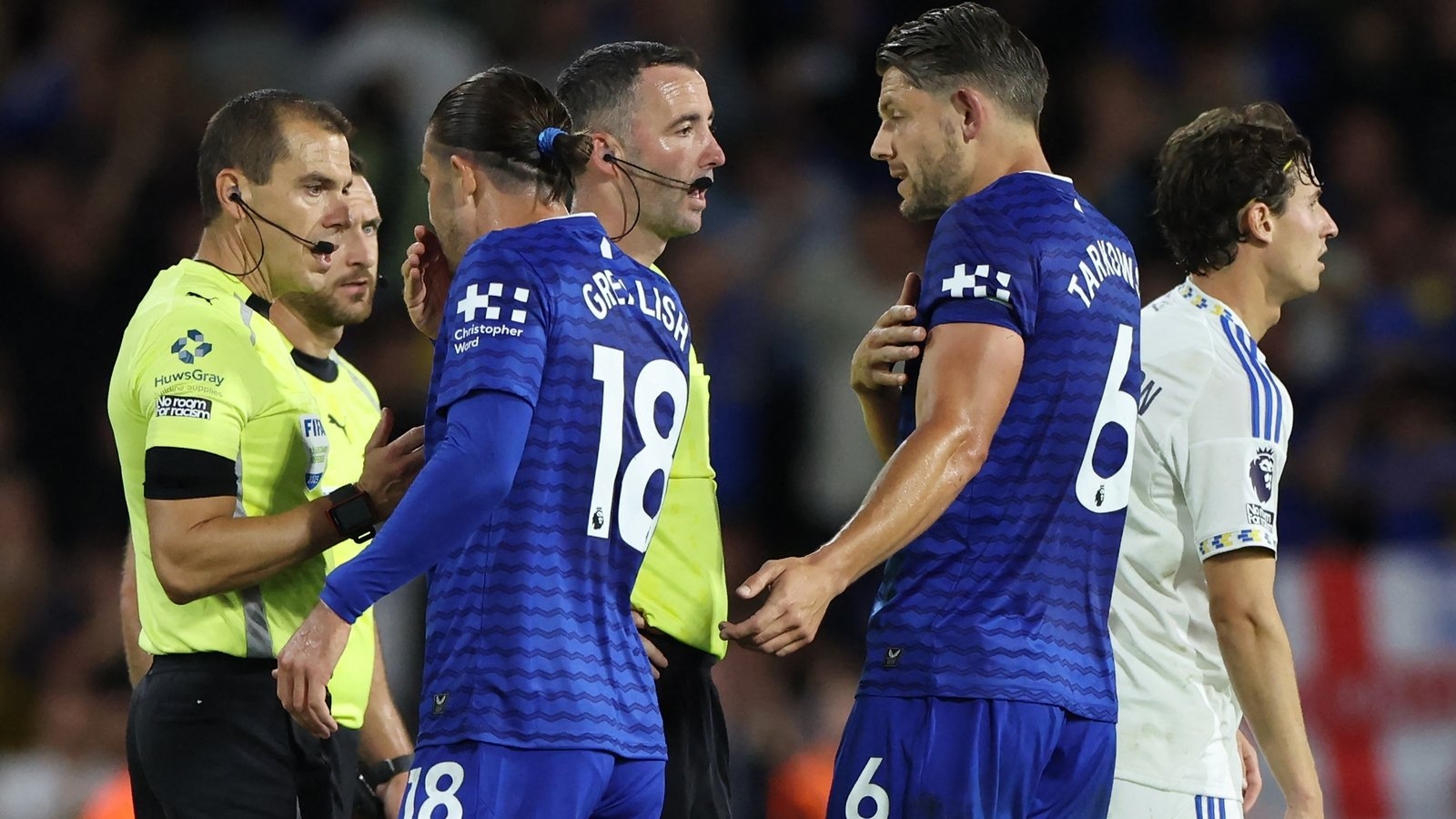 David Moyes fumes after Everton pay penalty at Elland Road