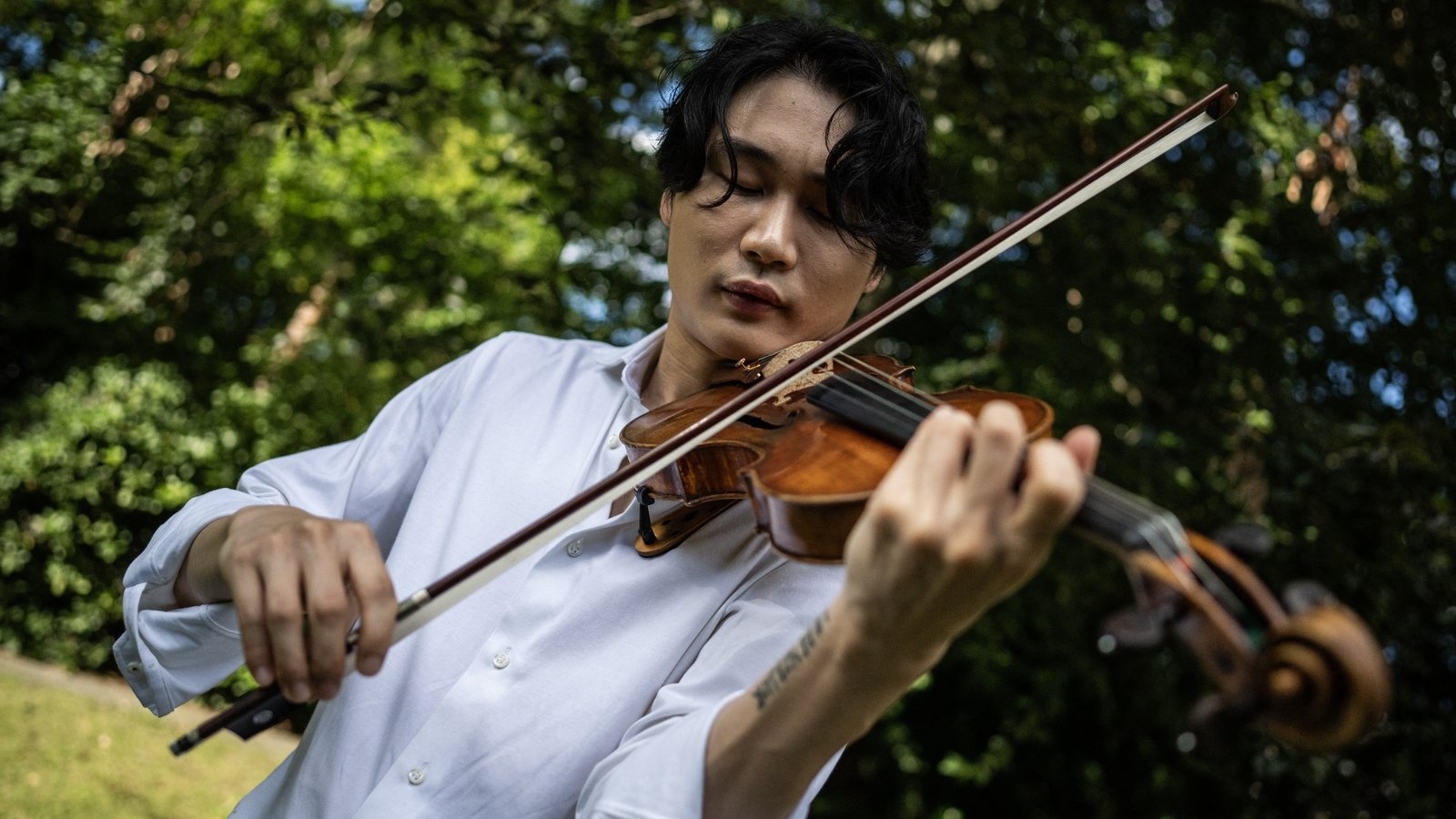 300-year-old violin to star at UK music festival