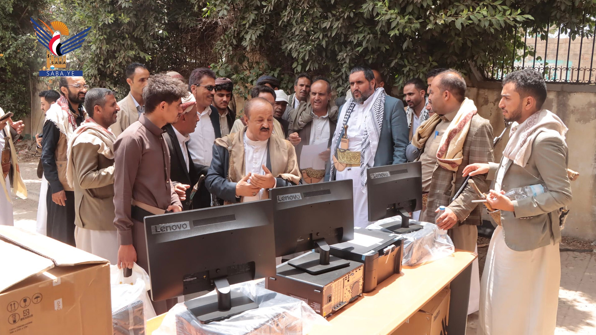 Sana'a governor launches distribution of office equipment for agricultural sector, cooperative associations
