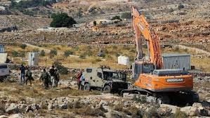 Zionist Enemy Arrests Two Palestinians, Seizes Excavator South of Al-Khalil