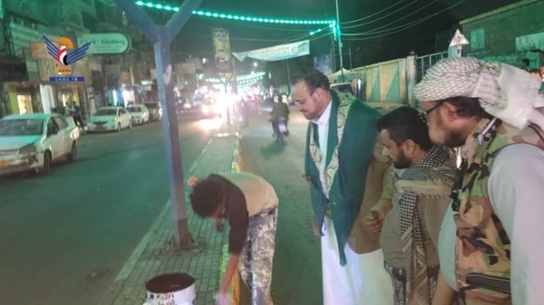 أمين العاصمة يدشّن أعمال تحسين وطلاء الشوارع استعداداً للمولد النبوي