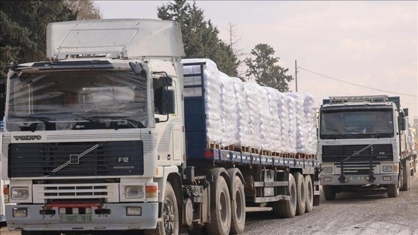 Gaza Media: Only 266 trucks let into Gaza in 3 days