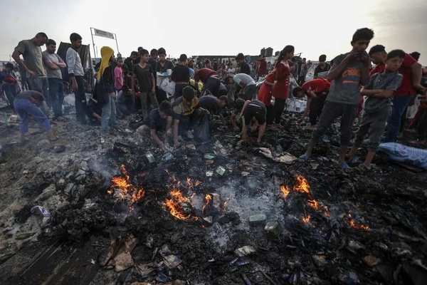Gaza Government Media Office: 51 Aid seekers martyred in Zionist enemy fire