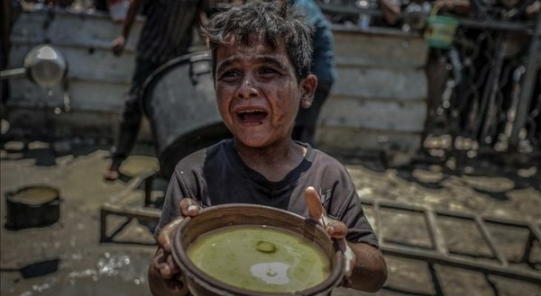 European Commissioner Demands Israel End Starvation Tactics in Gaza