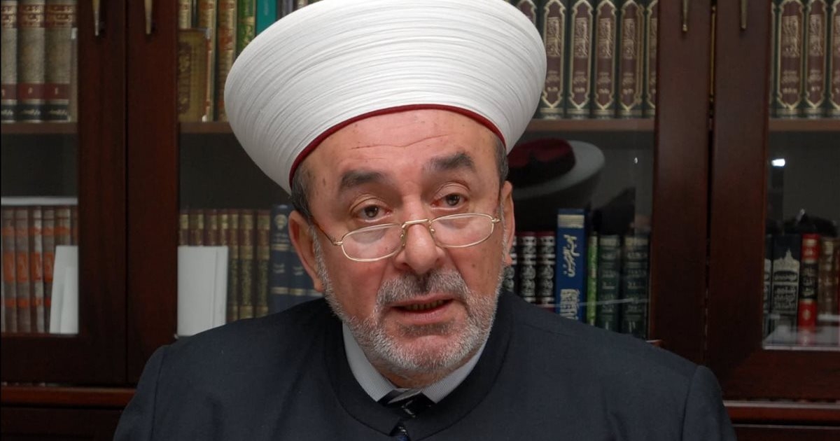 المفتي سوسان يؤدي صلاة عيد الفطر في مسجد الحاج بهاء الدين الحريري ويعتذر عن عدم استقبال المهنئين