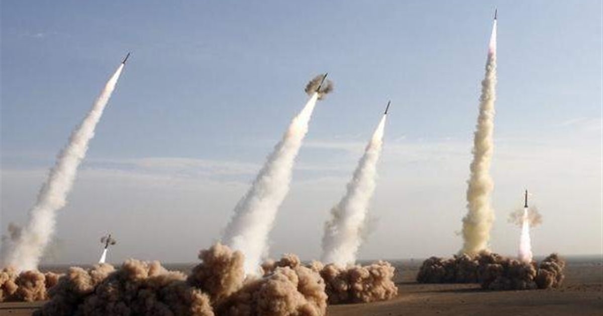 إيران تتباهى بتطور قدراتها الصاروخية