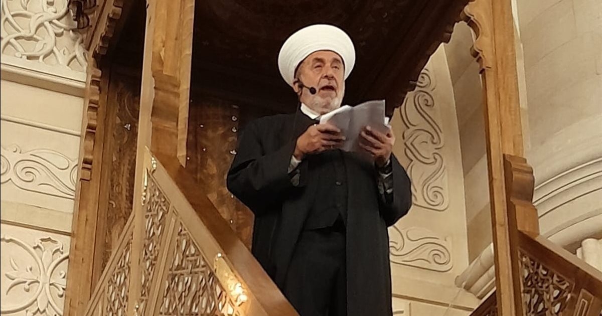 سوسان ادى صلاة الأضحى في مسجد الحريري : على المجتمع الدولي وقف العدوان الاسرائيلي على غزة ولبنان