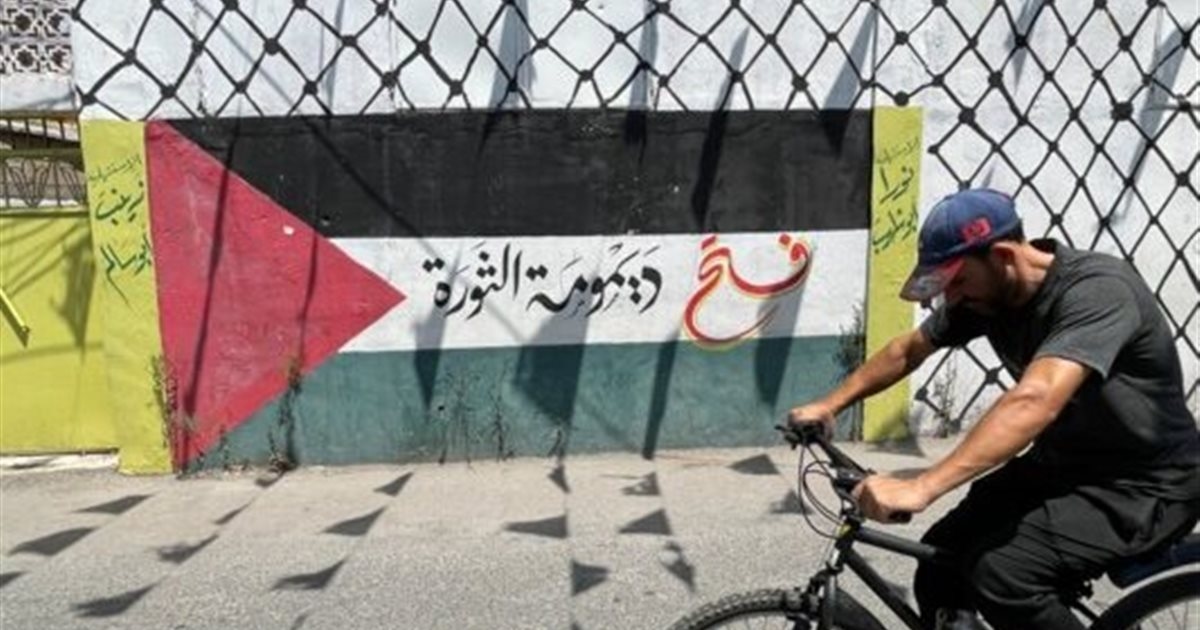 "فتح" تعيد ترتيب بيتها الداخلي في لبنان... وسلاح المخيمات يراوح مكانه