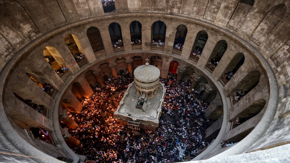محافظة القدس تدين اعتداءات الاحتلال بحق المشاركين في احتفالات 'سبت النور'