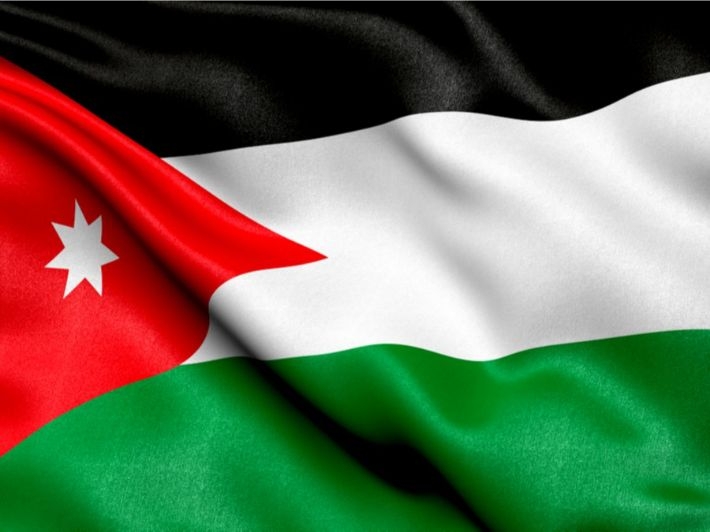 علم الأردن… رمزية الألوان ودلالات الهوية الوطنية