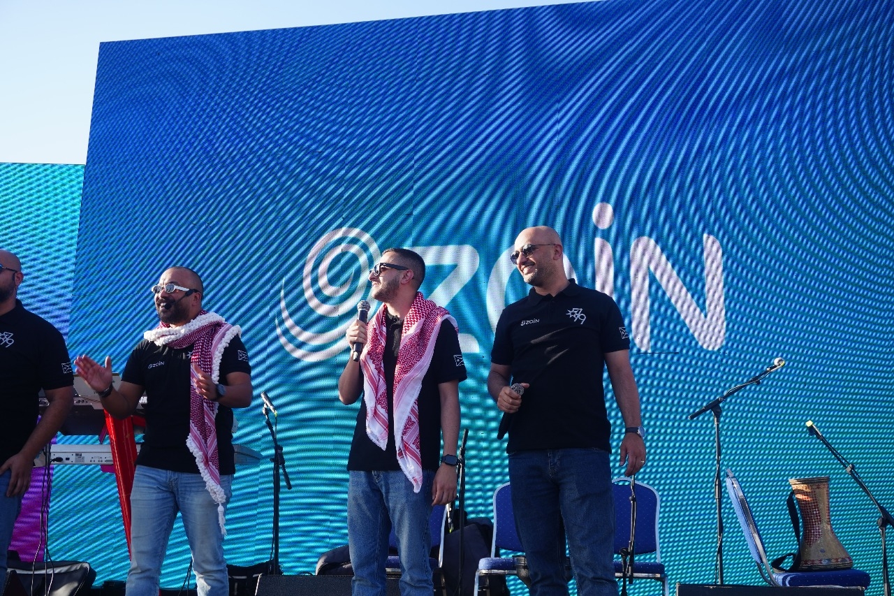 زين تحتفل بعيد الاستقلال الـ79 في حدائق الملك عبدالله الثاني(فيديو وصور)