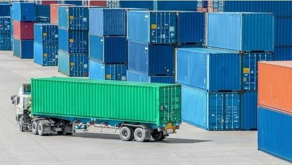 إنجاز 348562 معاملة بالثلث الأول من العام الحالي
