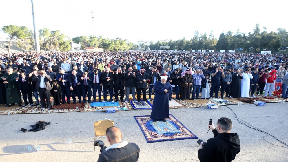 'الأوقاف' تعمّم فتوى شرعية بشأن صلاة العيد والجمعة إذا تزامنا في يوم واحد