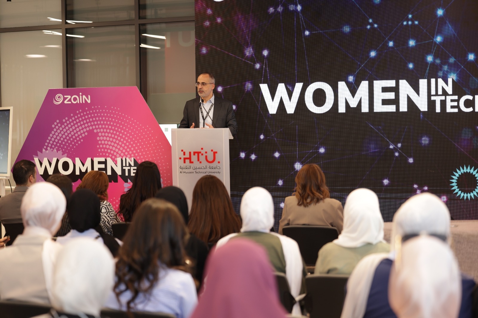 Over 559 Female Students Benefit from the Program Zain Concludes the Fifth Edition of 'Women in Tech' Program