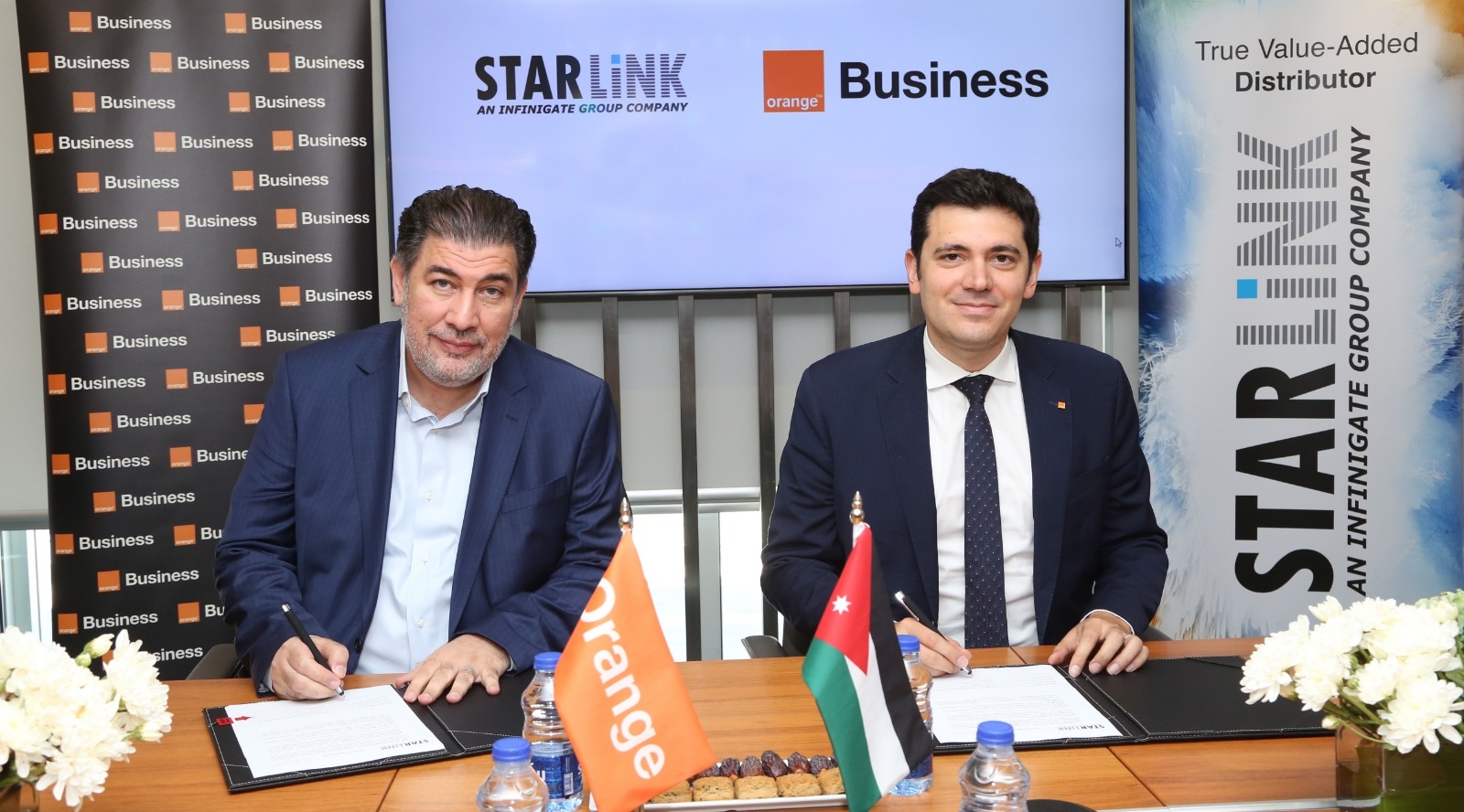 Strategic partnership agreement between Orange Jordan and StarLink, the leader in digital transformation, to provide the latest technology solutions for businesses.